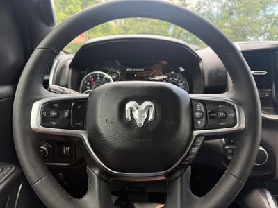 2025 RAM 1500 Big Horn Crew Cab 4x4 5'7' Box