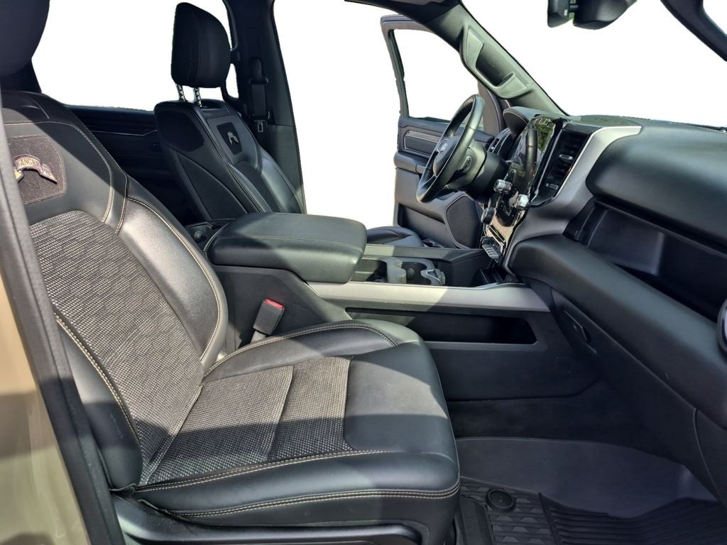 2020 RAM 1500 Big Horn Crew Cab 4x4 5'7' Box