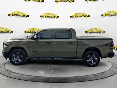 2020 RAM 1500 Big Horn Crew Cab 4x4 5'7' Box