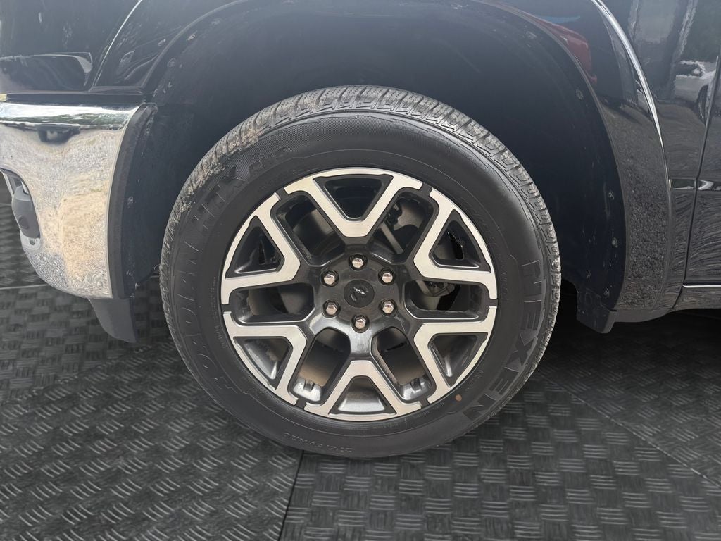 2025 RAM 1500 Laramie Crew Cab 4x4 5'7' Box