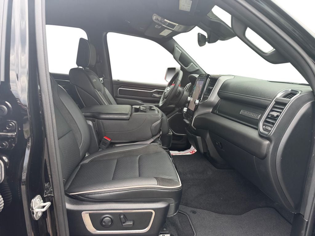 2025 RAM 1500 Laramie Crew Cab 4x4 5'7' Box