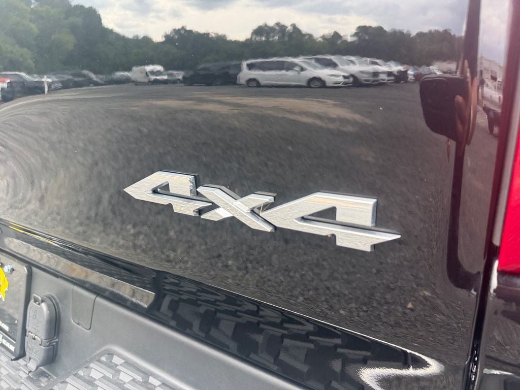 2025 RAM 1500 Laramie Crew Cab 4x4 5'7' Box