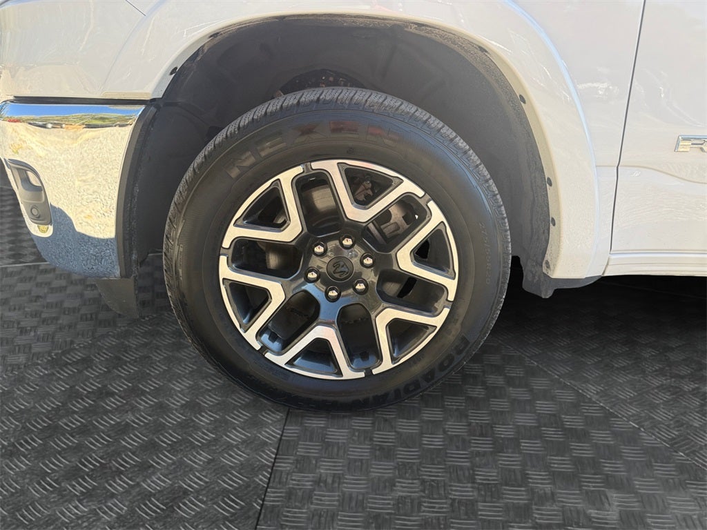 2025 RAM 1500 Laramie Crew Cab 4x4 5'7' Box