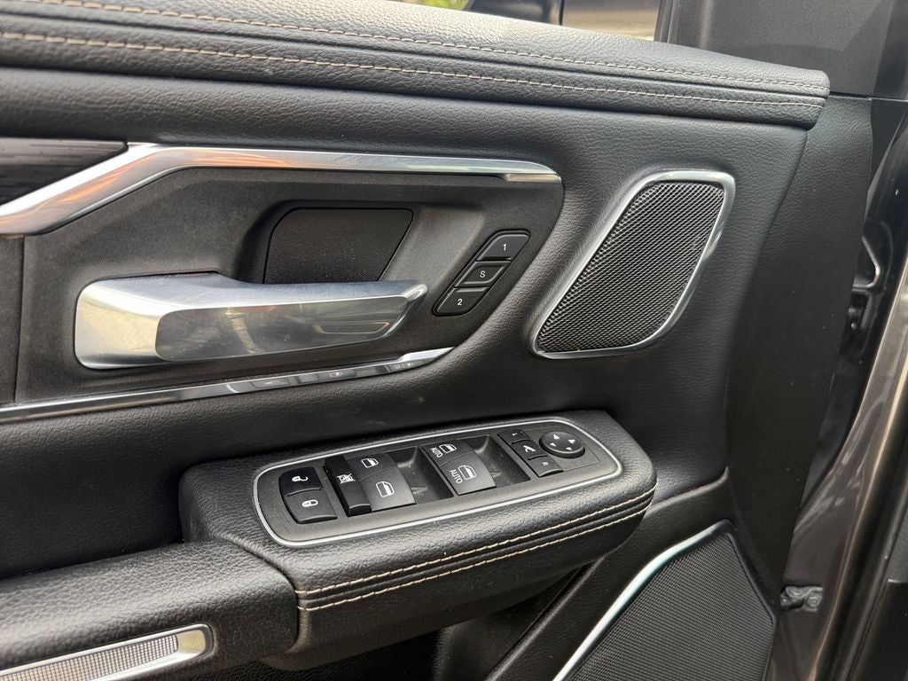 2024 RAM 1500 Laramie Crew Cab 4x4 5'7' Box