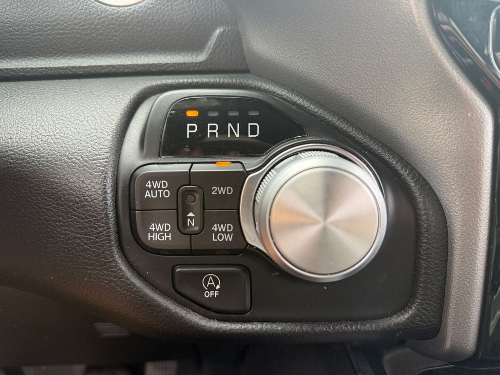 2024 RAM 1500 Laramie Crew Cab 4x4 5'7' Box