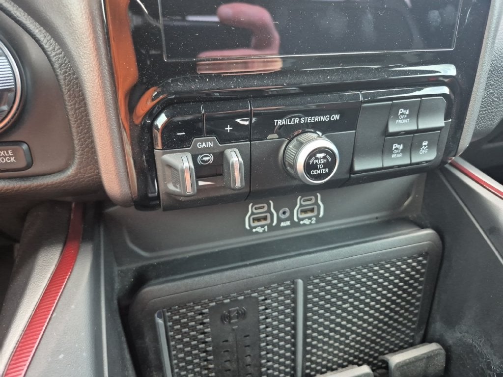 2025 RAM 1500 Rebel Crew Cab 4x4 5'7' Box