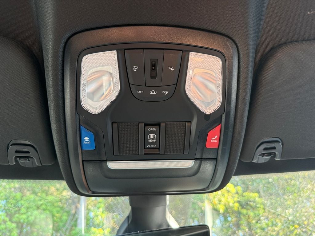2023 RAM 1500 Big Horn Crew Cab 4x4 6'4' Box