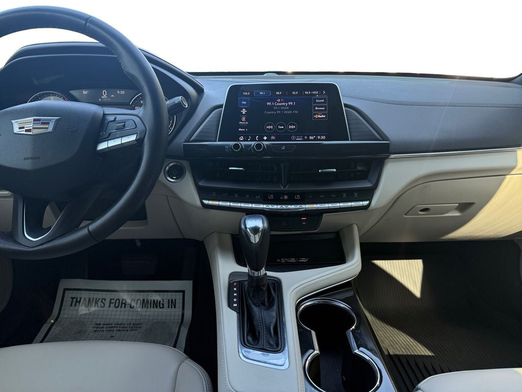 2023 Cadillac CT4 Luxury