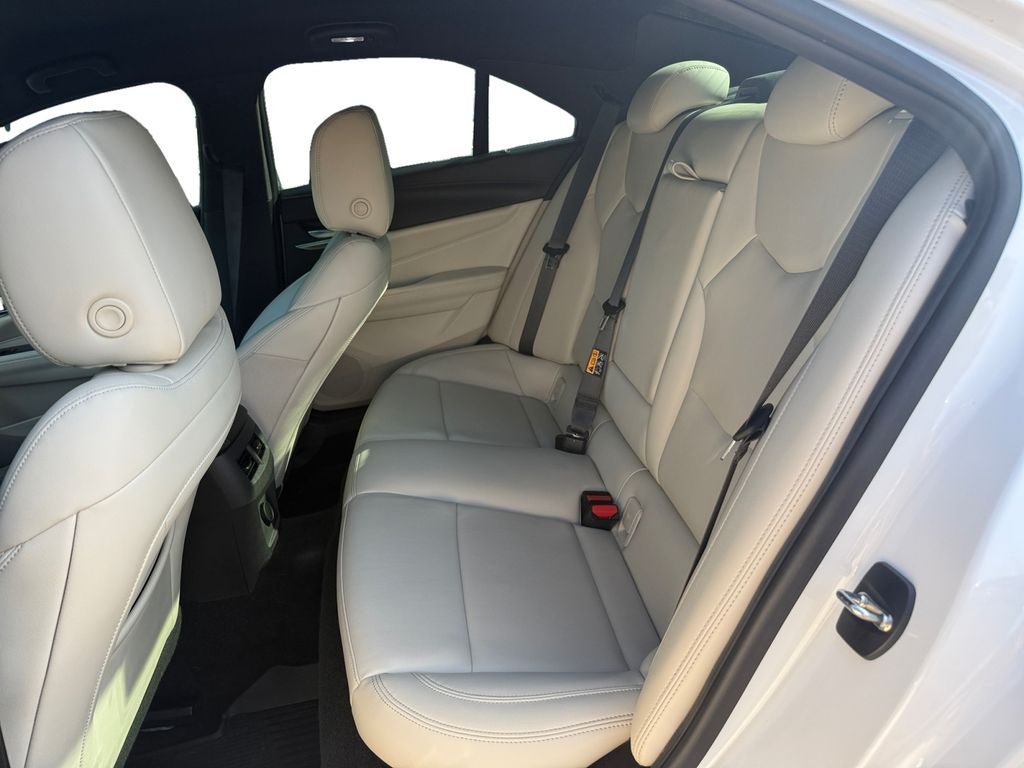 2023 Cadillac CT4 Luxury