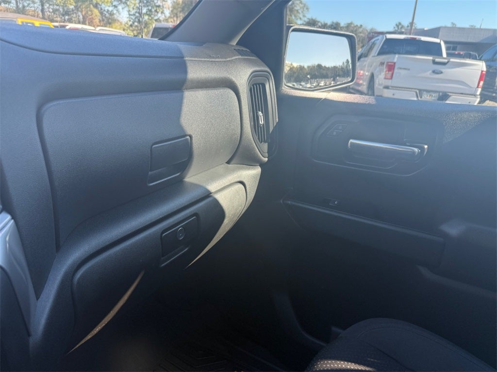 2020 Chevrolet Silverado 1500 2WD Double Cab Standard Bed Custom