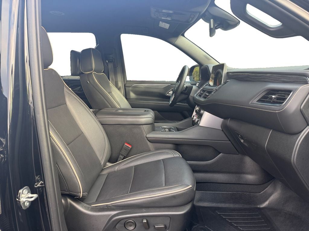 2024 GMC Yukon XL 4WD SLT