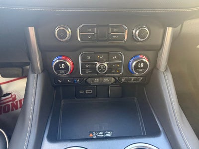 2024 GMC Yukon XL 4WD SLT