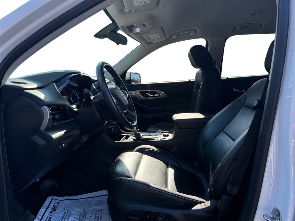 2021 Chevrolet Traverse FWD LT Leather