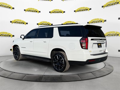 2022 Chevrolet Suburban 4WD RST