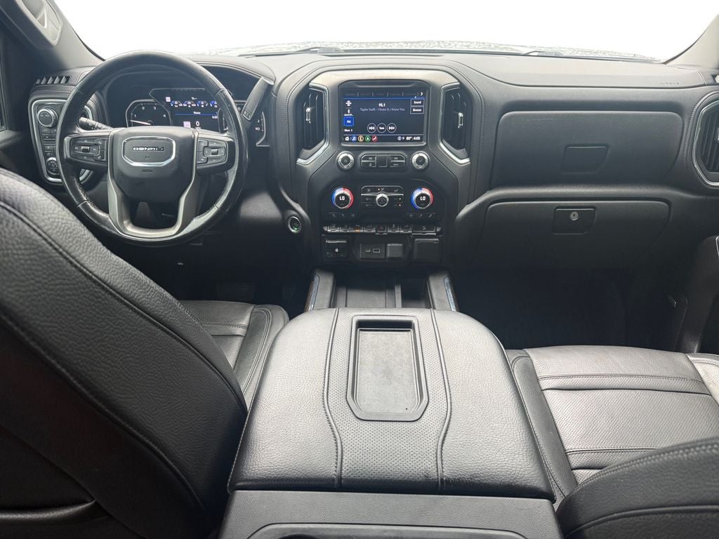 2022 GMC Sierra 2500HD 4WD Crew Cab Standard Bed Denali
