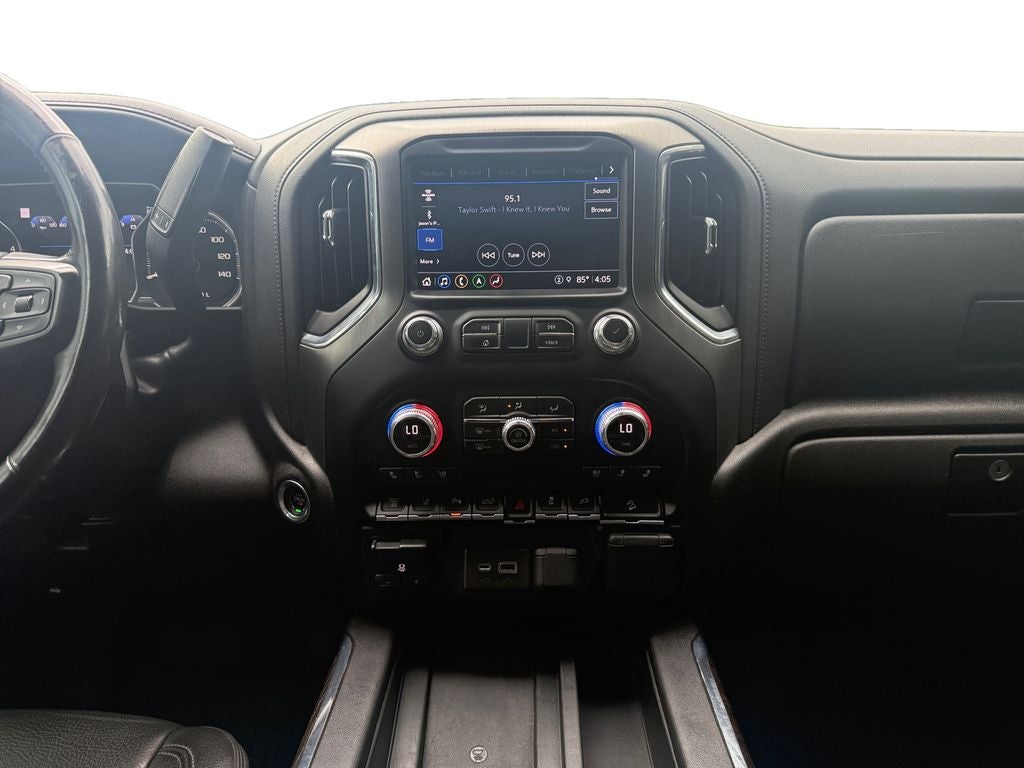 2022 GMC Sierra 2500HD 4WD Crew Cab Standard Bed Denali