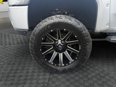 2022 GMC Sierra 2500HD 4WD Crew Cab Standard Bed Denali