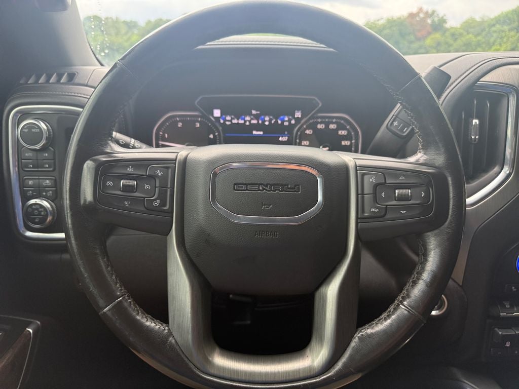 2022 GMC Sierra 2500HD 4WD Crew Cab Standard Bed Denali