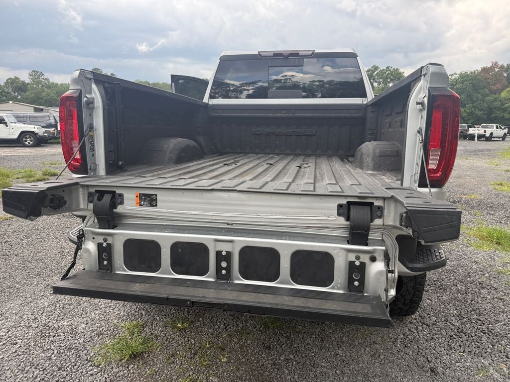 2022 GMC Sierra 2500HD 4WD Crew Cab Standard Bed Denali