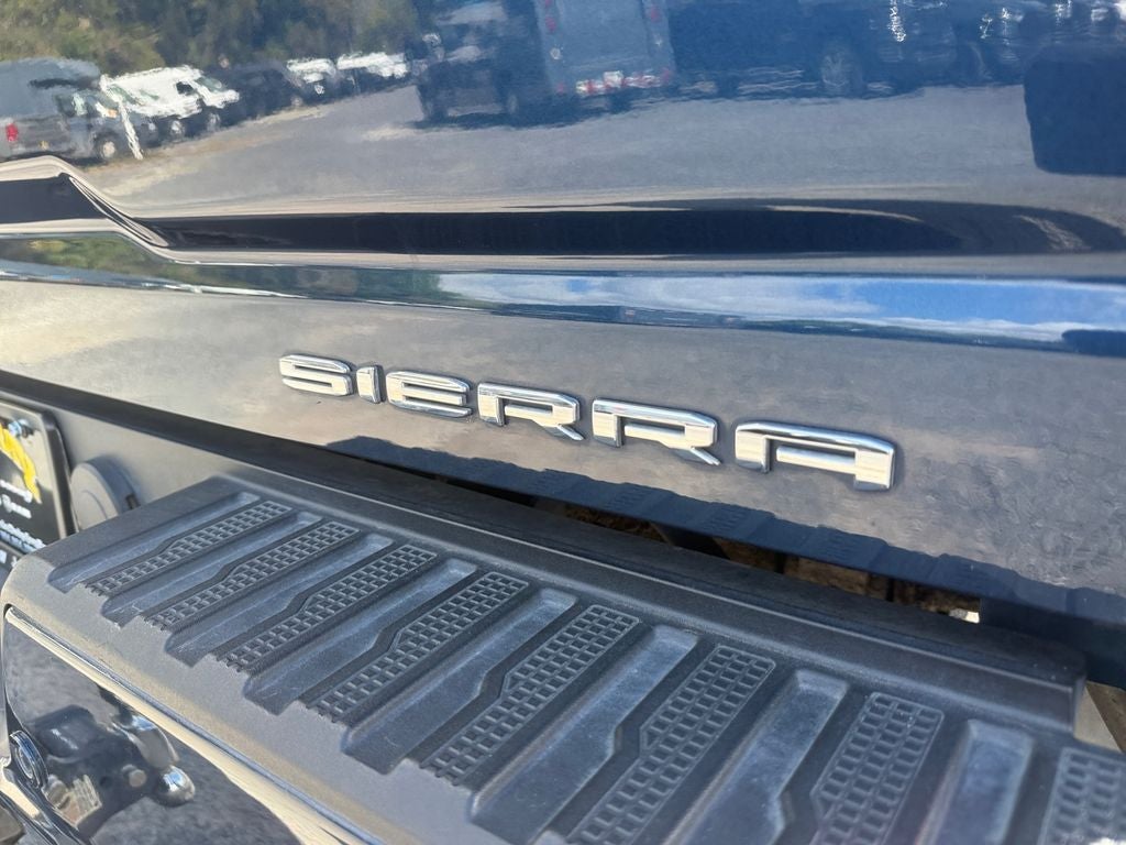 2023 GMC Sierra 2500HD 4WD Crew Cab Standard Bed Denali