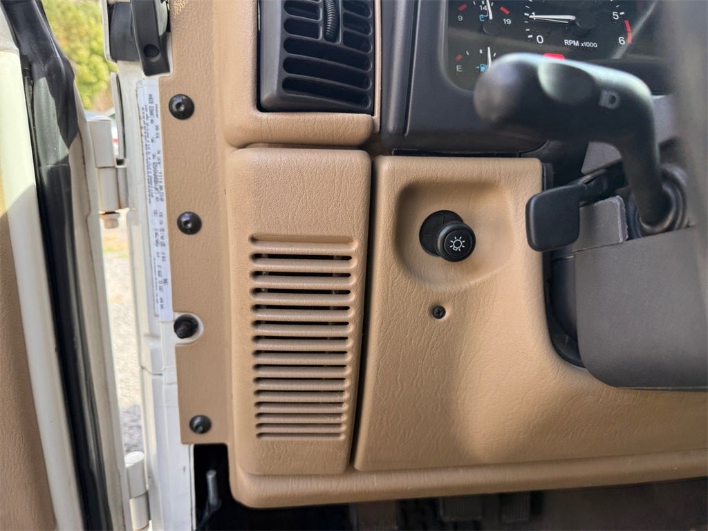 1999 Jeep Wrangler Sahara