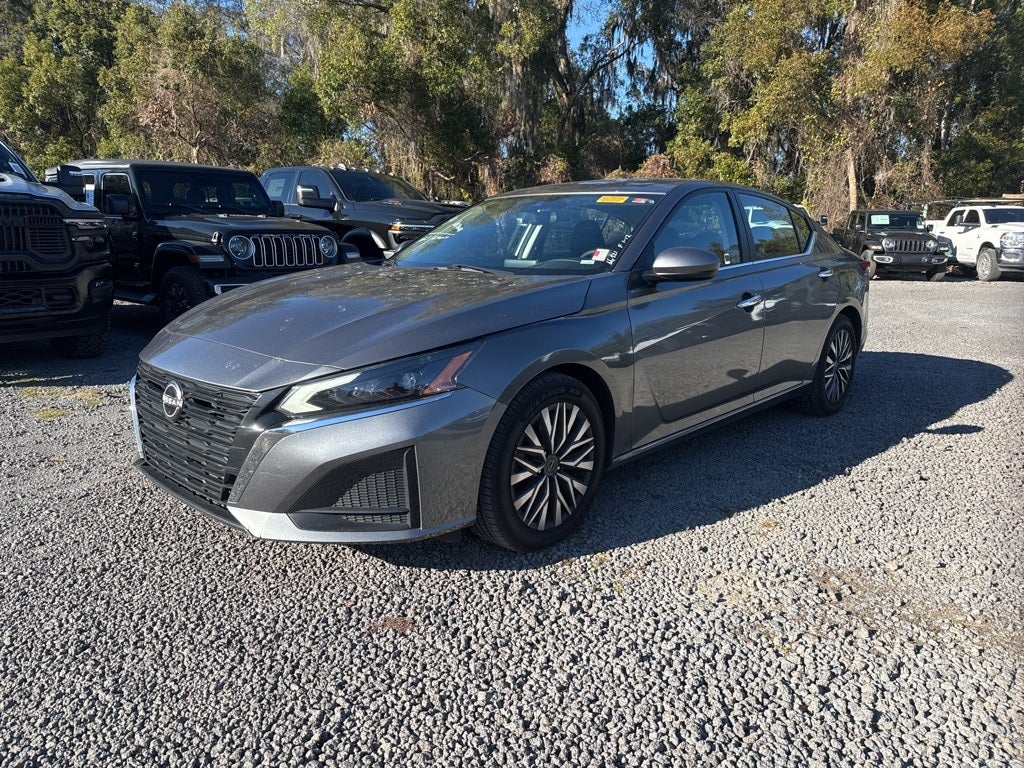 2023 Nissan Altima SV FWD