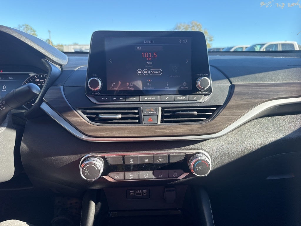 2023 Nissan Altima SV FWD