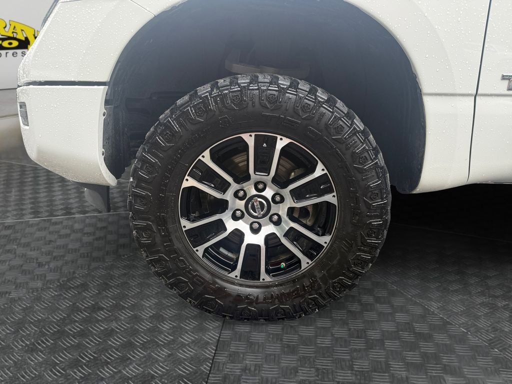 2021 Nissan TITAN Crew Cab SV 4x4
