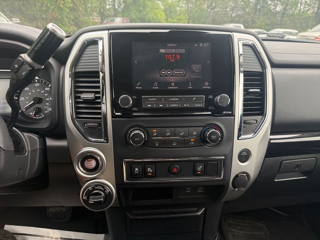2021 Nissan TITAN Crew Cab SV 4x4