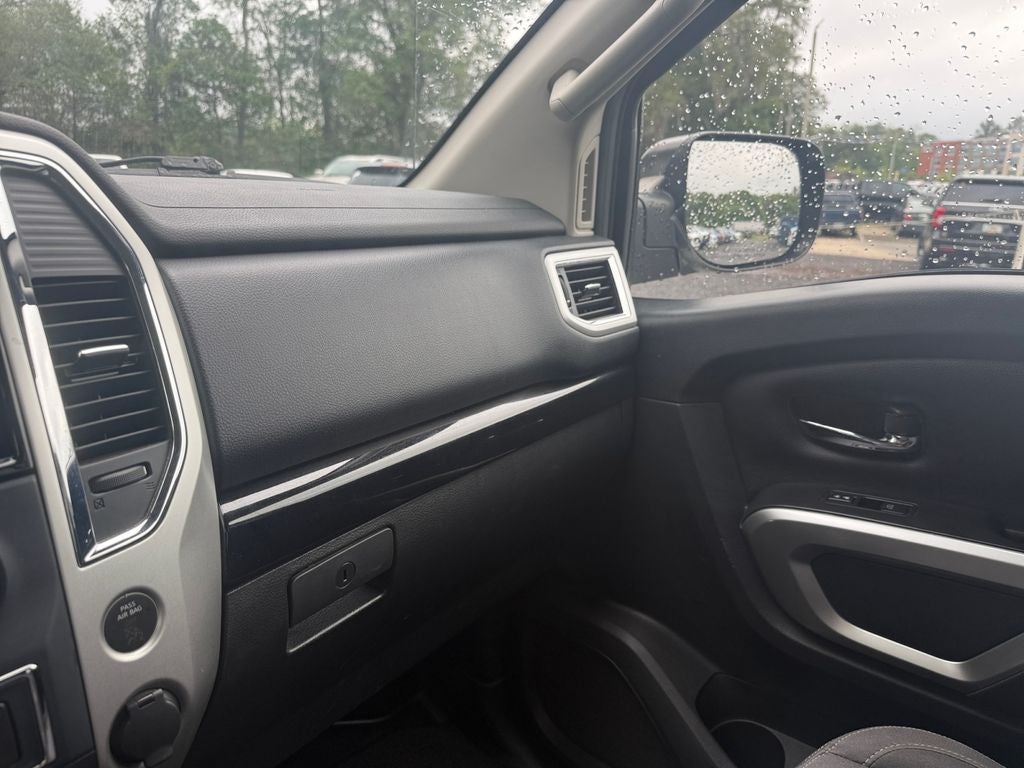 2021 Nissan TITAN Crew Cab SV 4x4