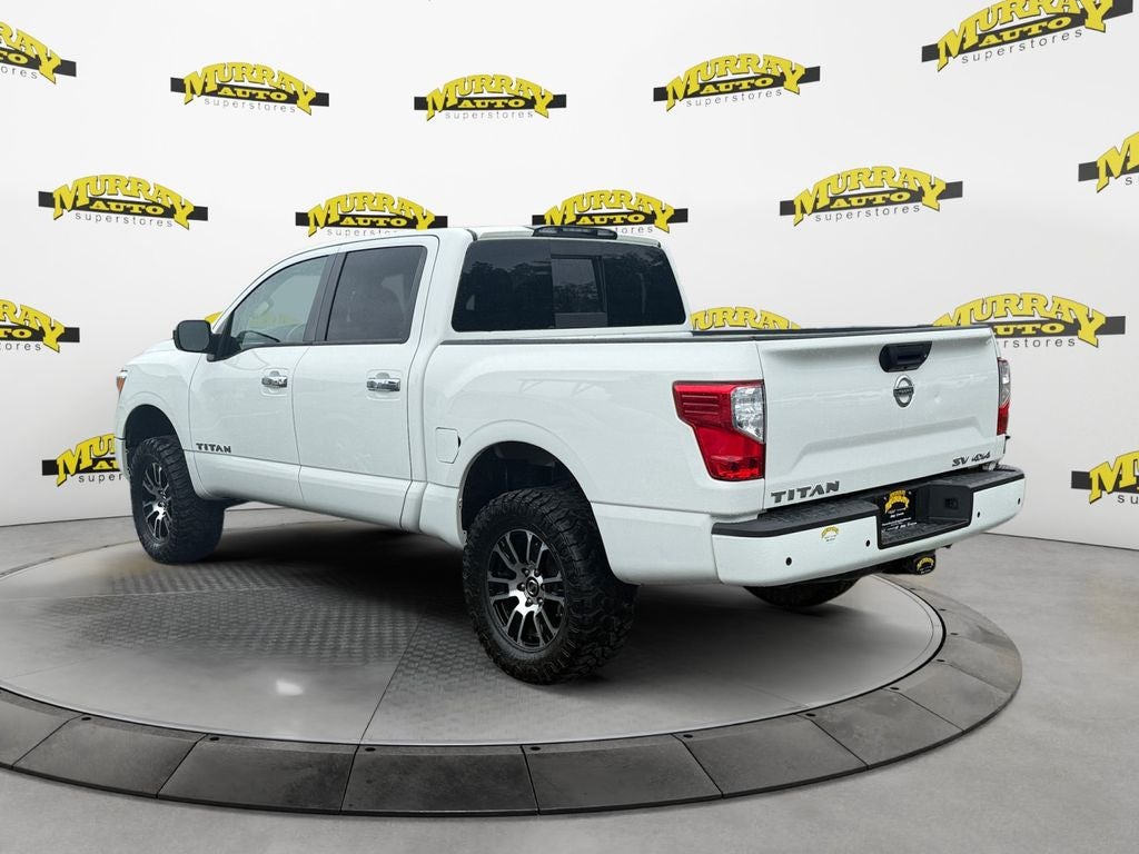 2021 Nissan TITAN Crew Cab SV 4x4