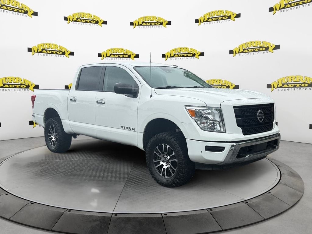 2021 Nissan TITAN Crew Cab SV 4x4