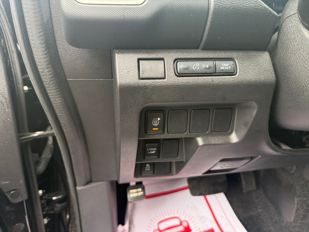 2024 Nissan Frontier King Cab SV 4x2