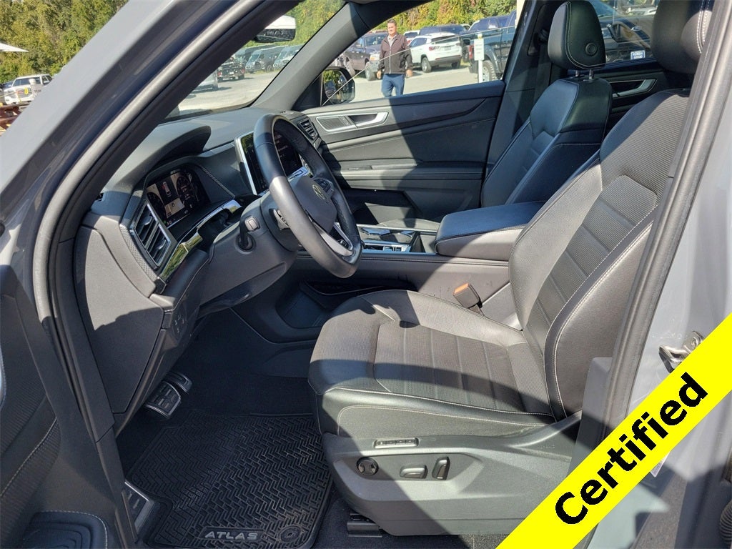 2024 Volkswagen Atlas Cross Sport 2.0T SEL R-Line