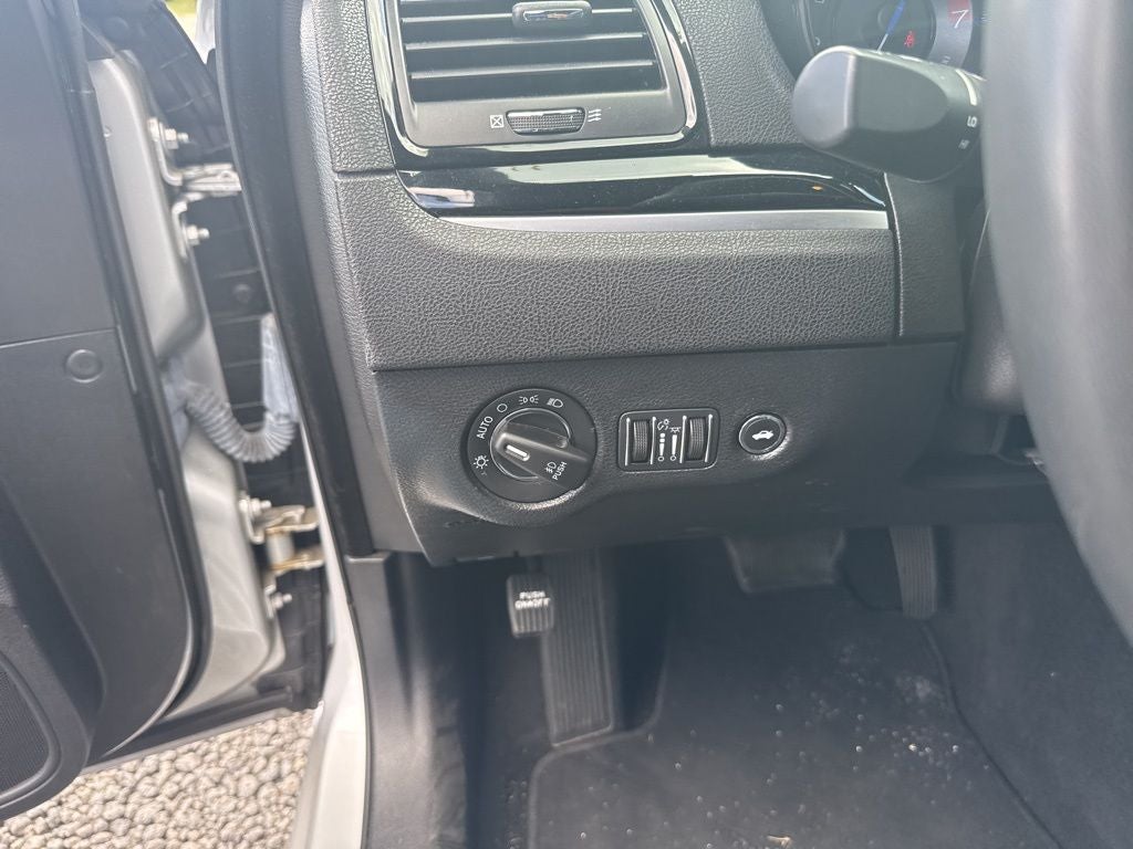 2023 Chrysler 300 300S