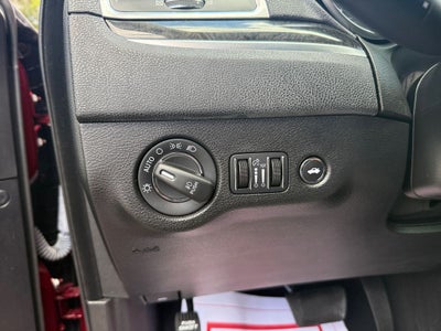 2023 Chrysler 300 Touring L