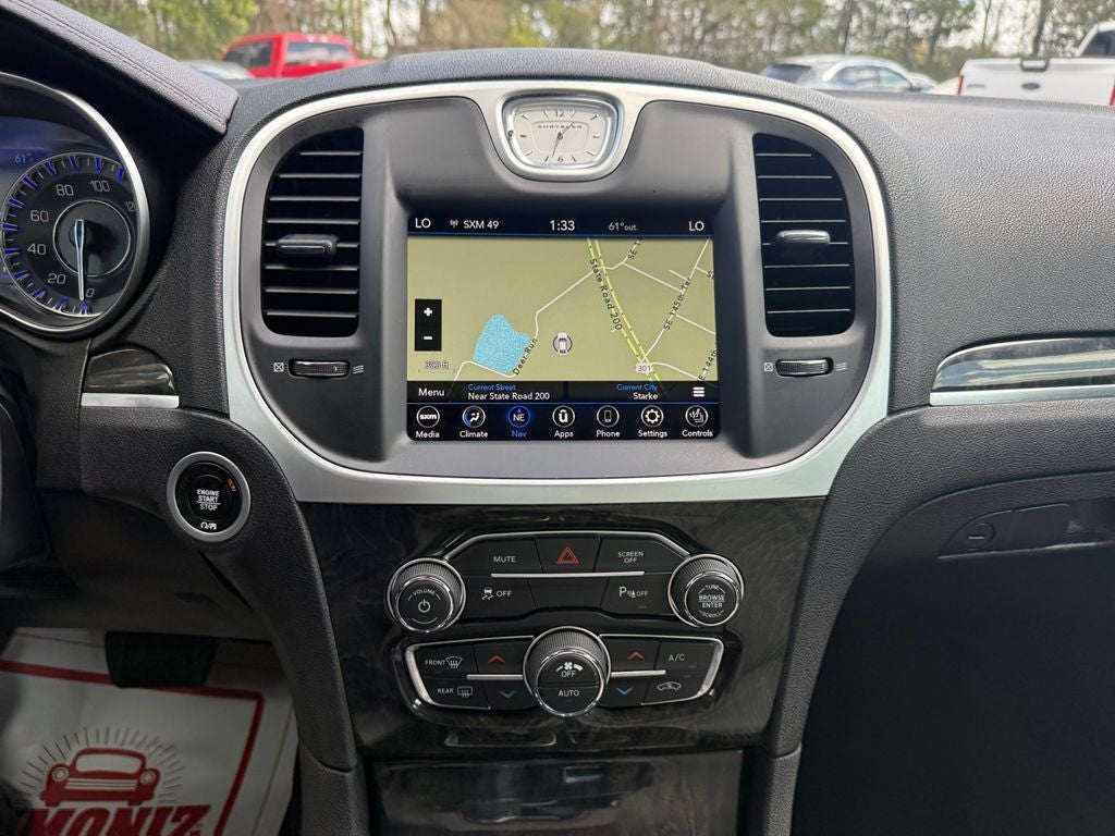 2023 Chrysler 300 Touring L