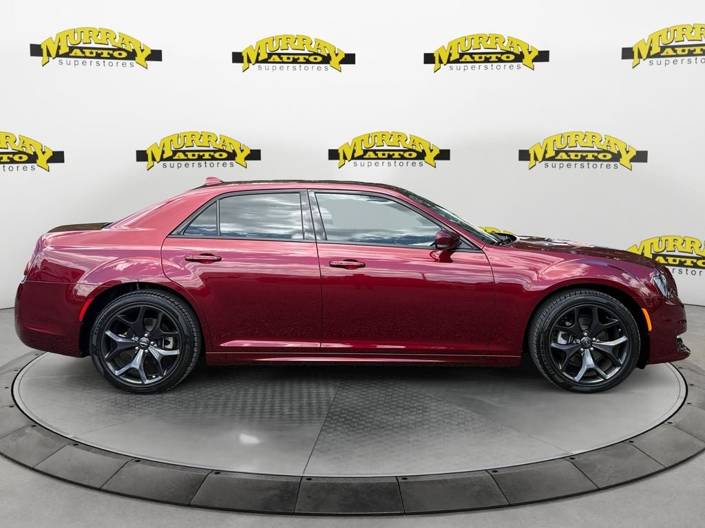 2023 Chrysler 300 Touring L