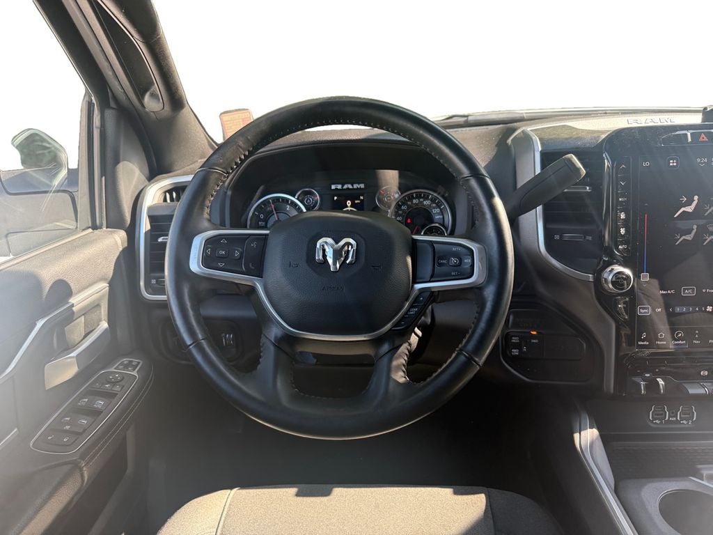 2024 RAM 3500 Big Horn Crew Cab 4x4 8' Box