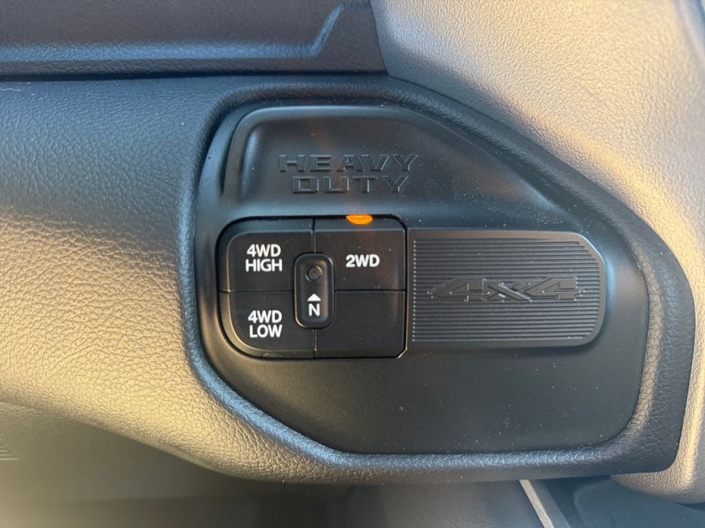 2024 RAM 3500 Big Horn Crew Cab 4x4 8' Box