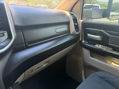 2021 RAM 3500 Big Horn Crew Cab 4x4 8' Box