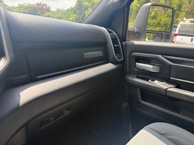 2024 RAM 3500 Big Horn Crew Cab 4x4 8' Box