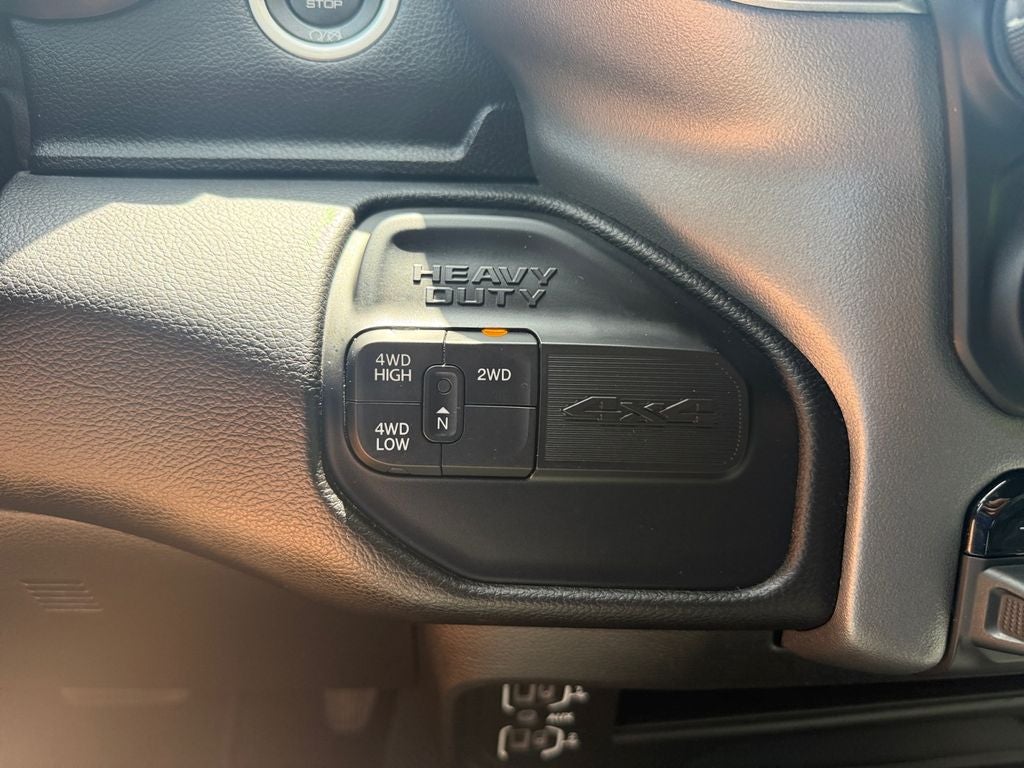 2024 RAM 3500 Big Horn Crew Cab 4x4 8' Box