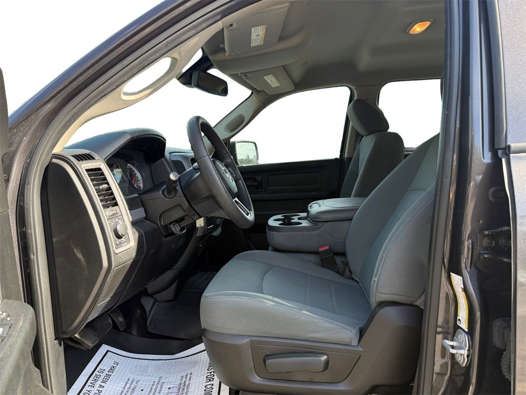 2019 RAM 1500 Classic Tradesman Crew Cab 4x2 5'7' Box