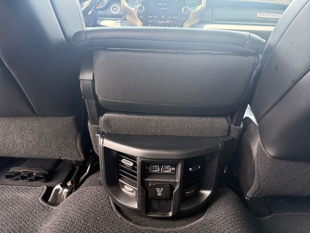 2024 RAM 2500 Laramie Crew Cab 4x4 6'4' Box