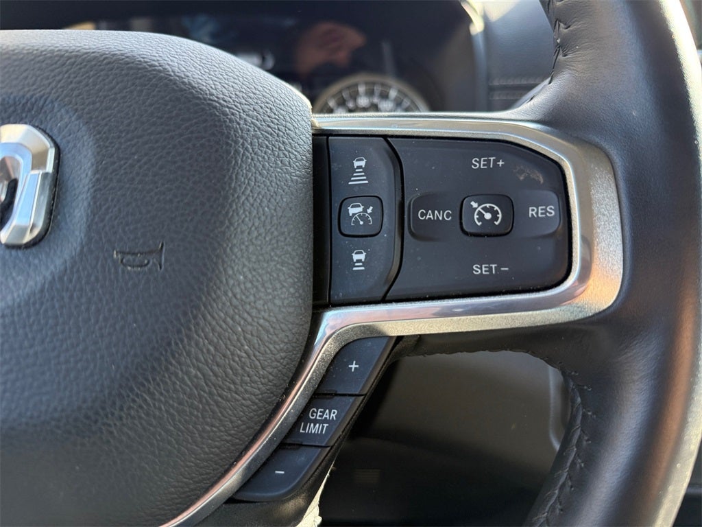 2024 RAM 2500 Laramie Crew Cab 4x4 6'4' Box