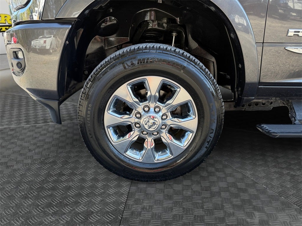 2019 RAM 2500 Limited Crew Cab 4x4 6'4' Box