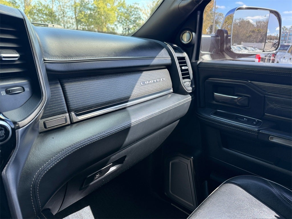 2019 RAM 2500 Limited Crew Cab 4x4 6'4' Box