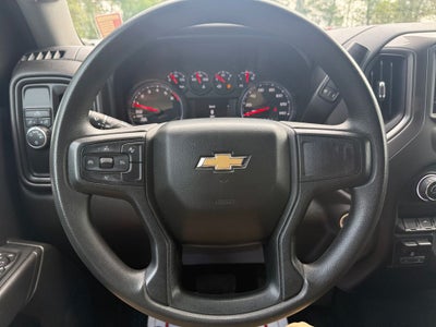 2023 Chevrolet Silverado 1500 2WD Crew Cab Short Bed Custom