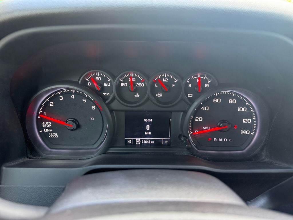 2023 Chevrolet Silverado 1500 4WD Crew Cab Short Bed Custom